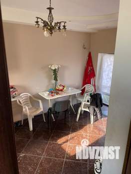 Дом 108м&sup2;, 2-этажный, участок 6 сот.  