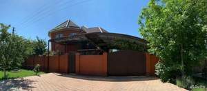 Дом 172м&sup2;, 2-этажный, участок 4 сот.  