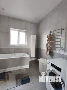 Дом 151м&sup2;, 2-этажный, участок 3 сот.  