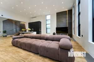 Дом 324м², 2-этажный, участок 8 сот.  