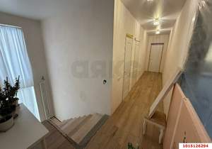 Дом 240м&sup2;, 2-этажный, участок 4 сот.  