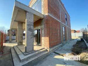 Дом 230м&sup2;, 2-этажный, участок 6 сот.  