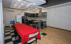 Дом 350м&sup2;, 2-этажный, участок 4 сот.  