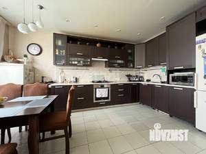 Дом 140м², 3-этажный, участок 4 сот.  