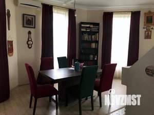 Коттедж 150м&sup2;, 1-этажный, участок 5 сот.  