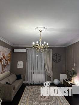 Дом 145м&sup2;, 2-этажный, участок 6 сот.  