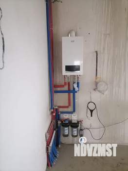 Дом 228м&sup2;, 2-этажный, участок 3 сот.  