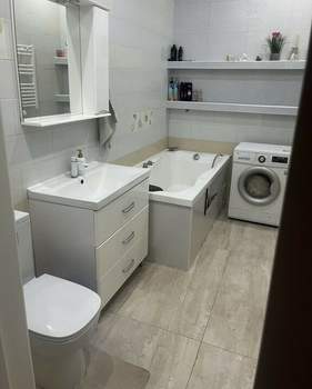 Дом 120м&sup2;, 3-этажный, участок 10 сот.  