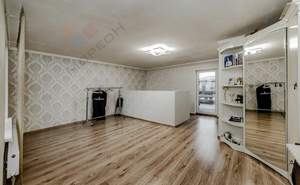 Дом 141м&sup2;, 3-этажный, участок 2 сот.  