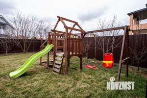 Дом 175м&sup2;, 2-этажный, участок 6 сот.  