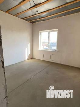 Дом 130м&sup2;, 2-этажный, участок 4 сот.  