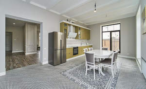 Дом 325м&sup2;, 2-этажный, участок 8 сот.  