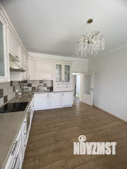 Дом 237м², 2-этажный, участок 8 сот.  