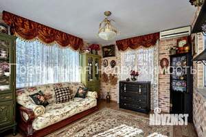 Дом 230м&sup2;, 2-этажный, участок 6 сот.  