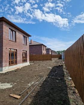 Дом 168м&sup2;, 2-этажный, участок 6 сот.  