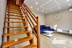 Дом 120м², 2-этажный, участок 6 сот.  