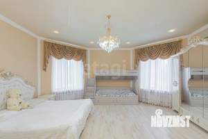 Дом 596м&sup2;, 2-этажный, участок 9 сот.  