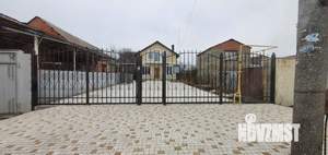 Дом 220м&sup2;, 2-этажный, участок 5 сот.  