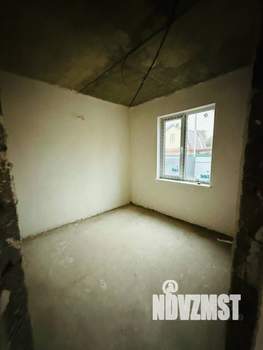 Дом 99м&sup2;, 2-этажный, участок 3 сот.  