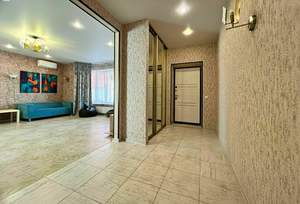 Дом 170м&sup2;, 3-этажный, участок 2 сот.  