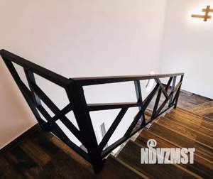 Дом 80м&sup2;, 2-этажный, участок 5 сот.  