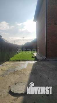 Дом 180м&sup2;, 2-этажный, участок 6 сот.  