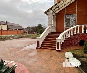 Дом 268м&sup2;, 3-этажный, участок 17 сот.  