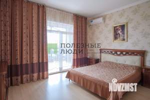 Дом 223м², 2-этажный, участок 8 сот.  