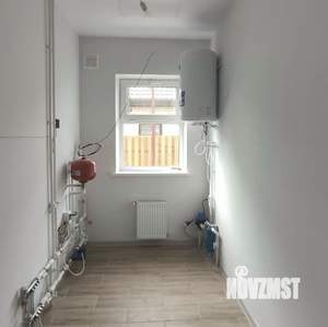 Дом 100м&sup2;, 1-этажный, участок 5 сот.  