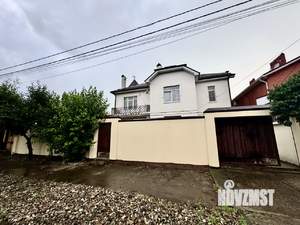 Дом 250м², 2-этажный, участок 8 сот.  