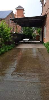 Дом 233м&sup2;, 3-этажный, участок 3 сот.  