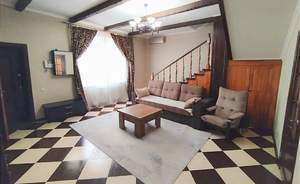 Дом 132м&sup2;, 3-этажный, участок 5 сот.  