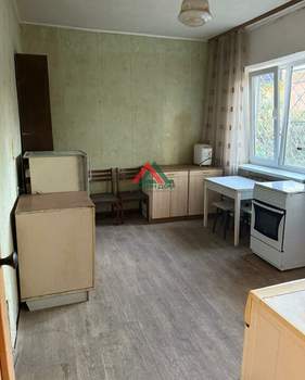 Дом 73м&sup2;, 2-этажный, участок 408 сот.  