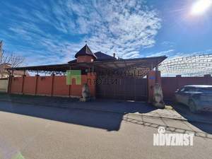 Коттедж 879м&sup2;, 2-этажный, участок 12 сот.  