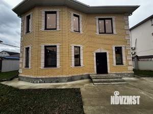 Дом 195м&sup2;, 2-этажный, участок 5 сот.  