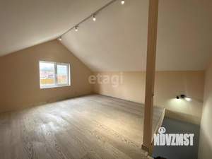 Дом 61м&sup2;, 2-этажный, участок 4 сот.  