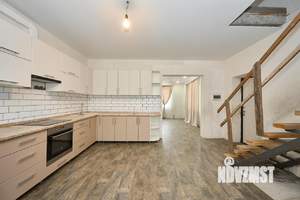 Дом 139м&sup2;, 2-этажный, участок 7 сот.  