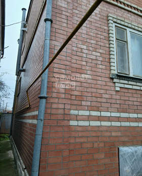 Дом 200м&sup2;, 2-этажный, участок 5 сот.  