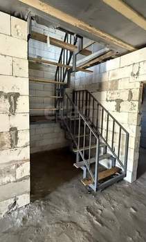 Дом 160м&sup2;, 2-этажный, участок 4 сот.  