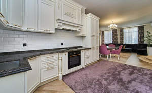 Дом 298м&sup2;, 2-этажный, участок 8 сот.  