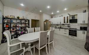 Дом 140м², 2-этажный, участок 3 сот.  