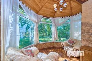 Дом 178м², 2-этажный, участок 6 сот.  