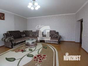 Дом 320м², 2-этажный, участок 8 сот.  