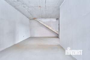 Таунхаус 148м&sup2;, 3-этажный, участок 12 сот.  