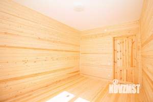 Дом 104м&sup2;, 2-этажный, участок 4 сот.  