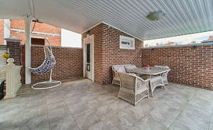 Дом 200м&sup2;, 1-этажный, участок 6 сот.  