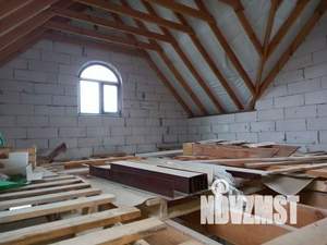 Дом 185м², 3-этажный, участок 6 сот.  