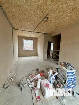 Дом 100м&sup2;, 2-этажный, участок 4 сот.  