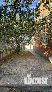 Дом 180м², 2-этажный, участок 6 сот.  