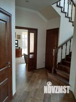 Дом 140м&sup2;, 2-этажный, участок 4 сот.  